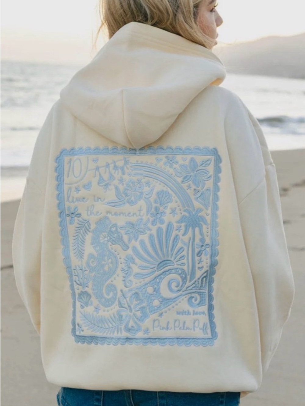 Pink palm puff SE Hoodie Embreigh Size Small. Washed once. Fast ship